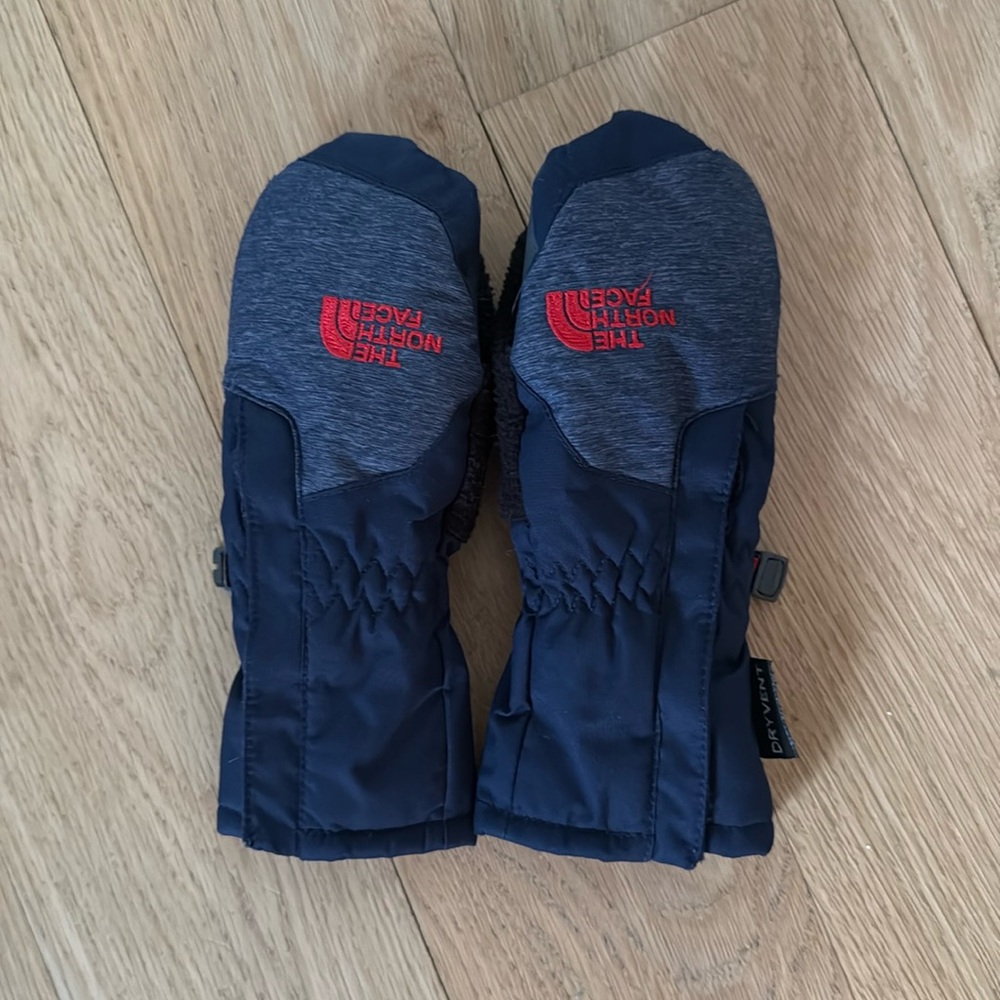 Kid’s North Face Mittens